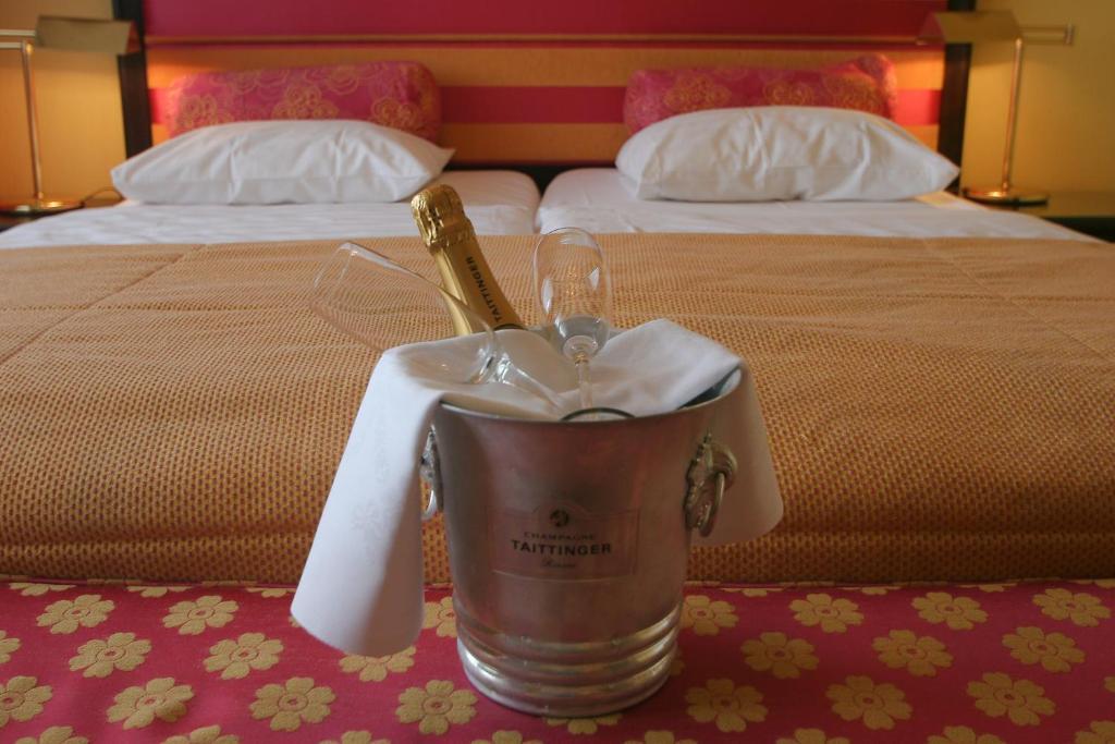 Dormio Wijnhotel Valkenburg Valkenburg aan de Geul Pokój zdjęcie